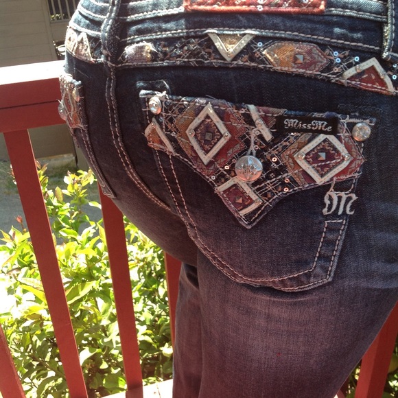 Relaxed Fit~ Miss Me🌇 - Picture 2 of 8